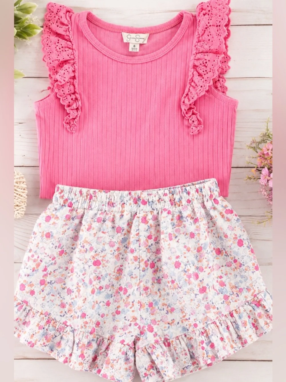 Jessica Simpson Pink Ribbed Ruffle Tank with Floral Shorts ( Size 6 )